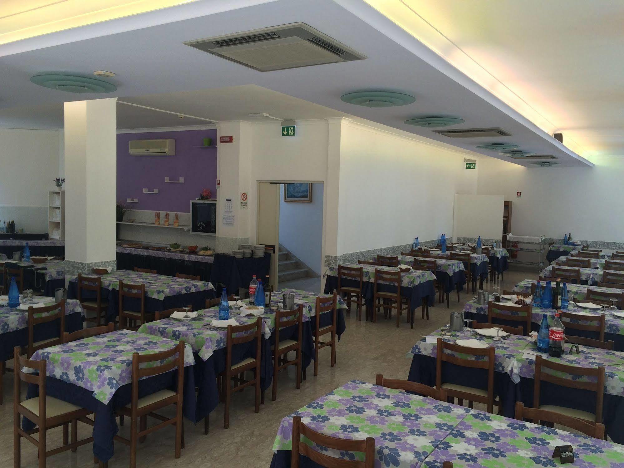Hotel Euromar ريميني المظهر الخارجي الصورة